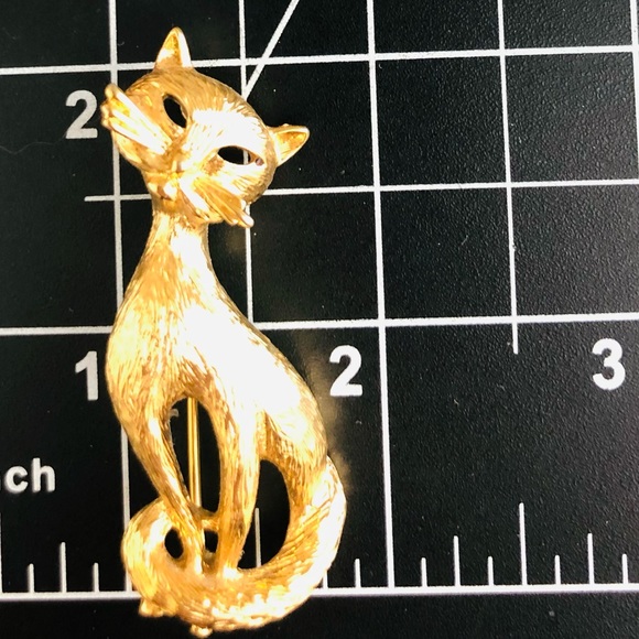 Vintage Signed Kitty Cat Figural Brooch - Picture 5 of 10